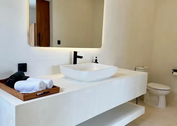 The Ulu Hills 4*